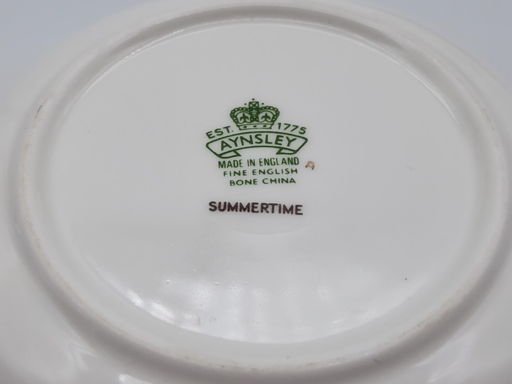 Aynsley Fine Bone China Summertime Pattern 6 Piece Place Setting