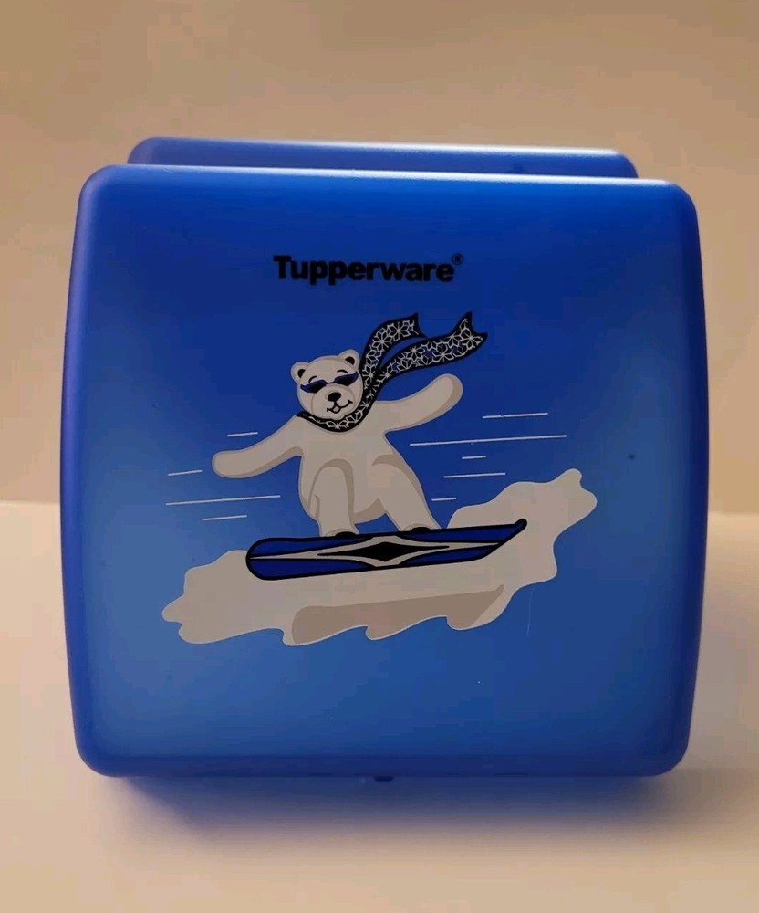 Blue Plastic Tupperware Polar Bear Snowboard Sandwich Keeper Lunchbox Container