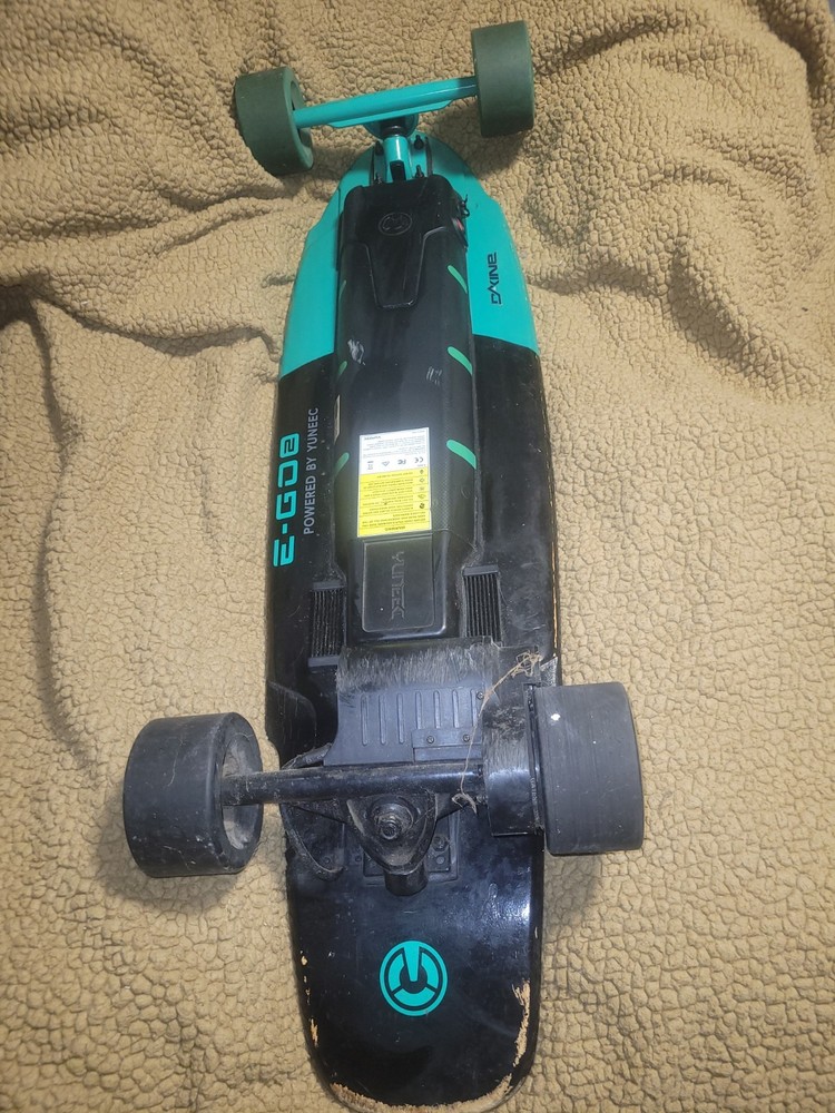 Yuneec E-GO 2 Electric Longboard in Deep Mint color( Needs Remote/charger