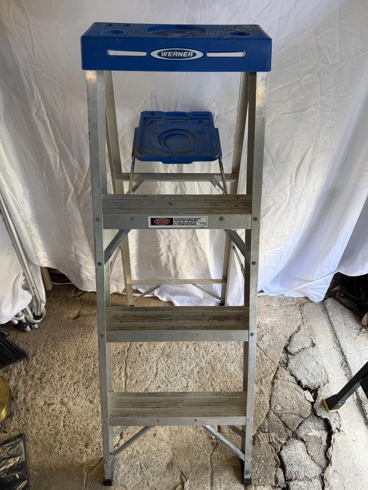 Werner 4ft Step Ladder 364 250lb Type I Advanced Performance G