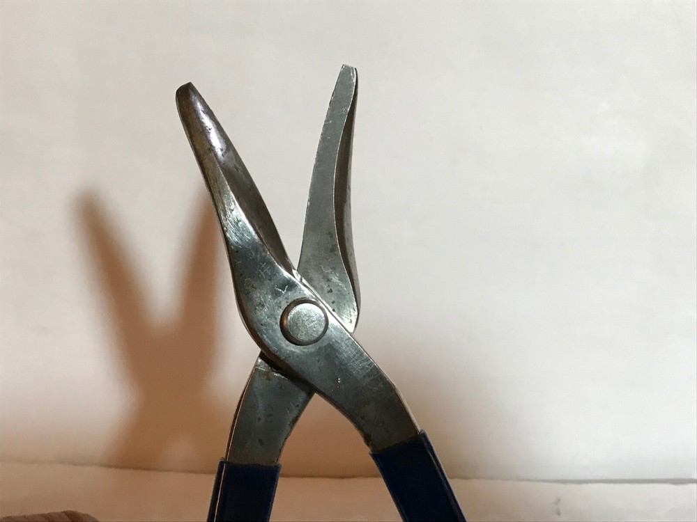 Vintage Tin Snips shears Cutter Tool 7" Long box A