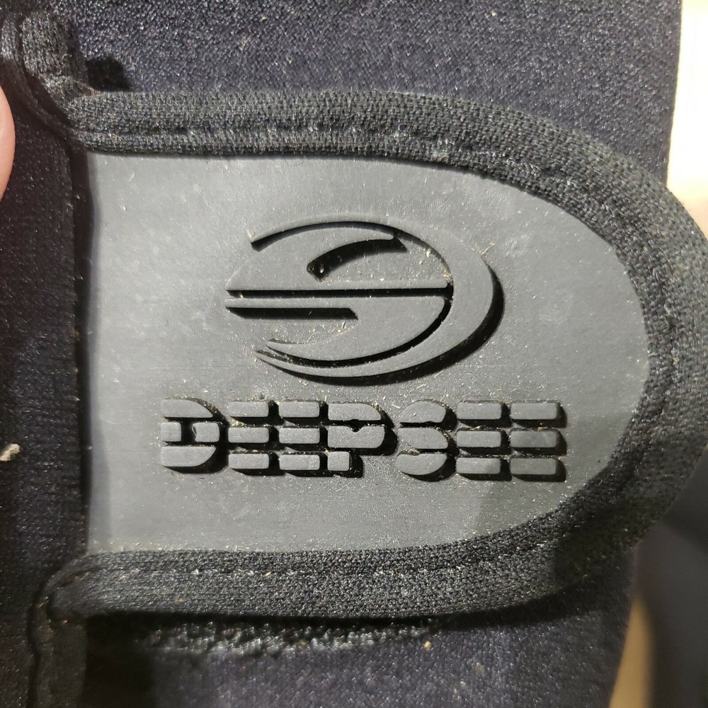 Black Deep See Gloves, Medium