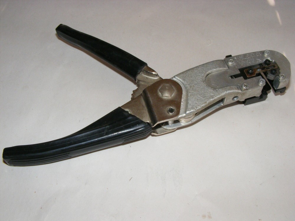 Winchester Electronics No. 107-0525 Hand Crimp Tool