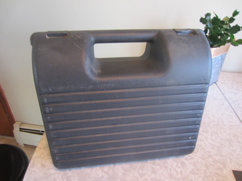 Pre-owned Matco Tools Adaptor Box Case and accessories ONLY