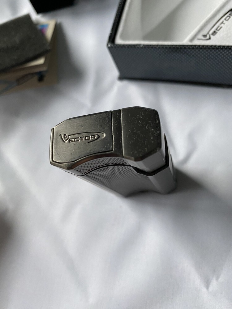 Vector VMotion Dual Jet Cigar Lighter - Gunmetal - New