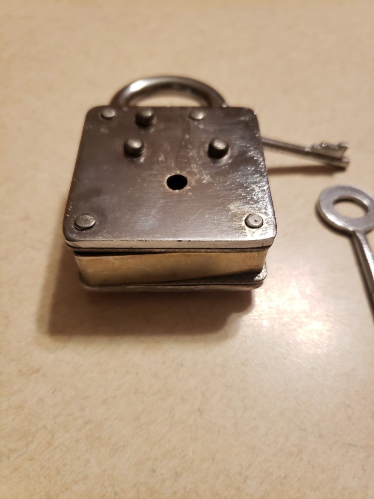Commander Trick Puzzle Lock Fee Shipping