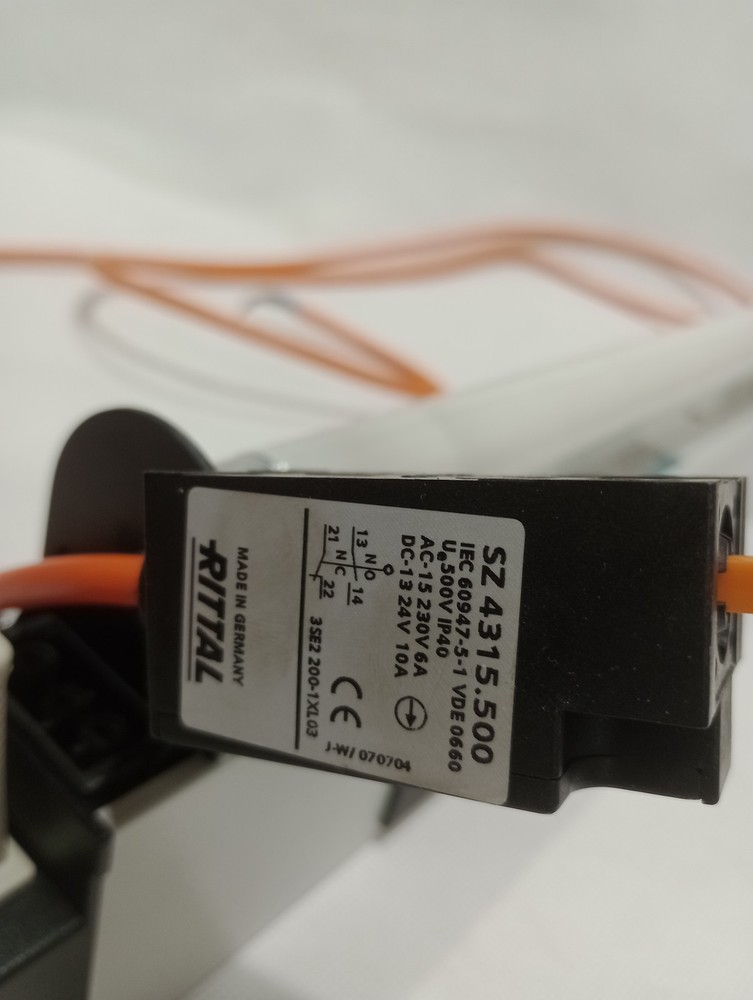 Control cabinet lighting