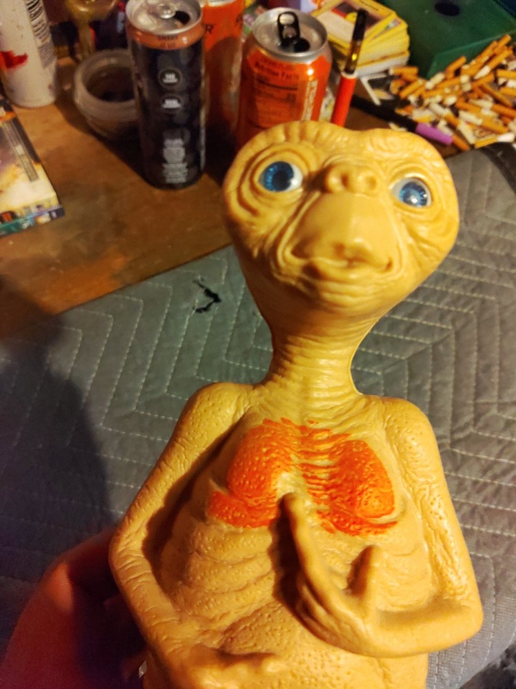 VINTAGE ET Pull String Toy Great Shape