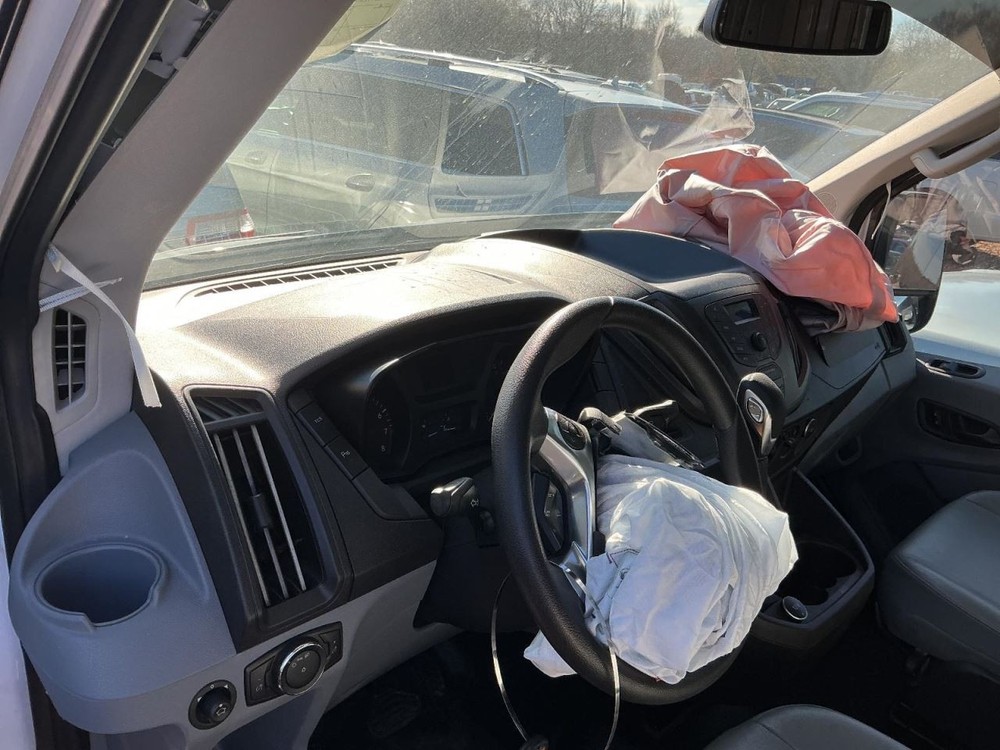 TRANSIT25 2018 Glove Box 4911073