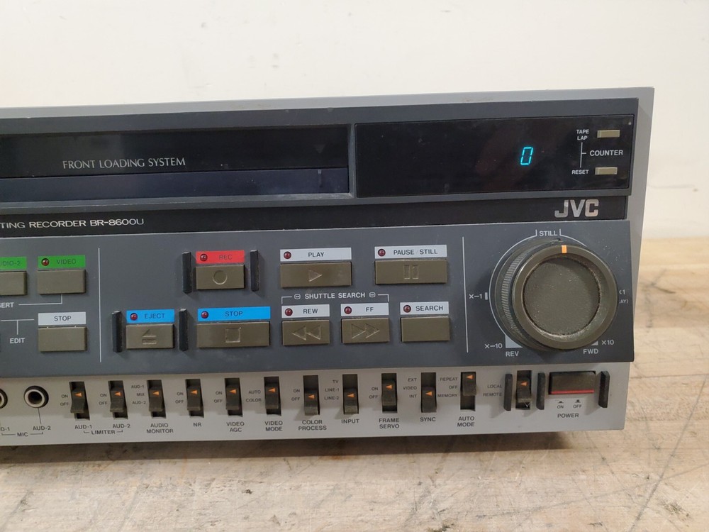 JVC Model BR-8600U Vintage Editing Deck Untested - Ejects Tape