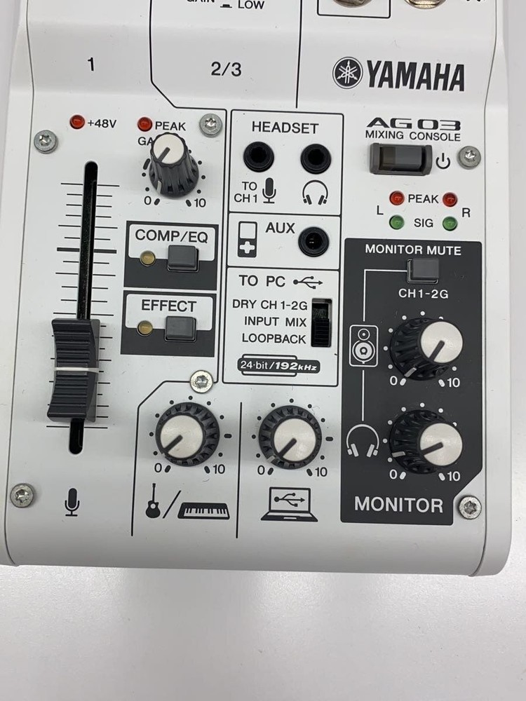 YAMAHA AG03 MIXER Used