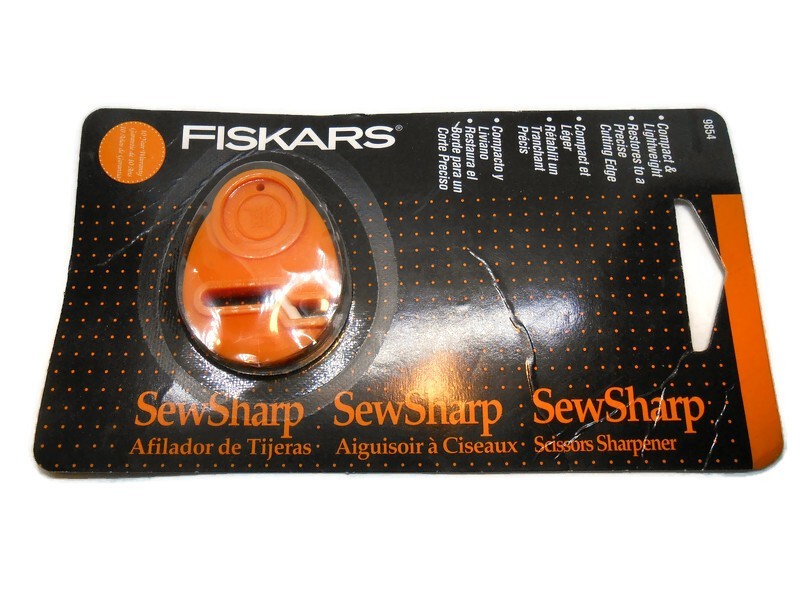 Fiskars Sew Sharp 9854 Scissors Sharpener SewSharp