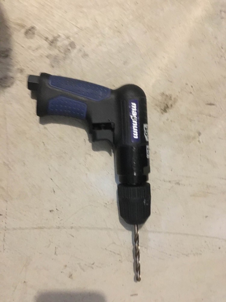 Magnum 3/8" Reversible Air Drill