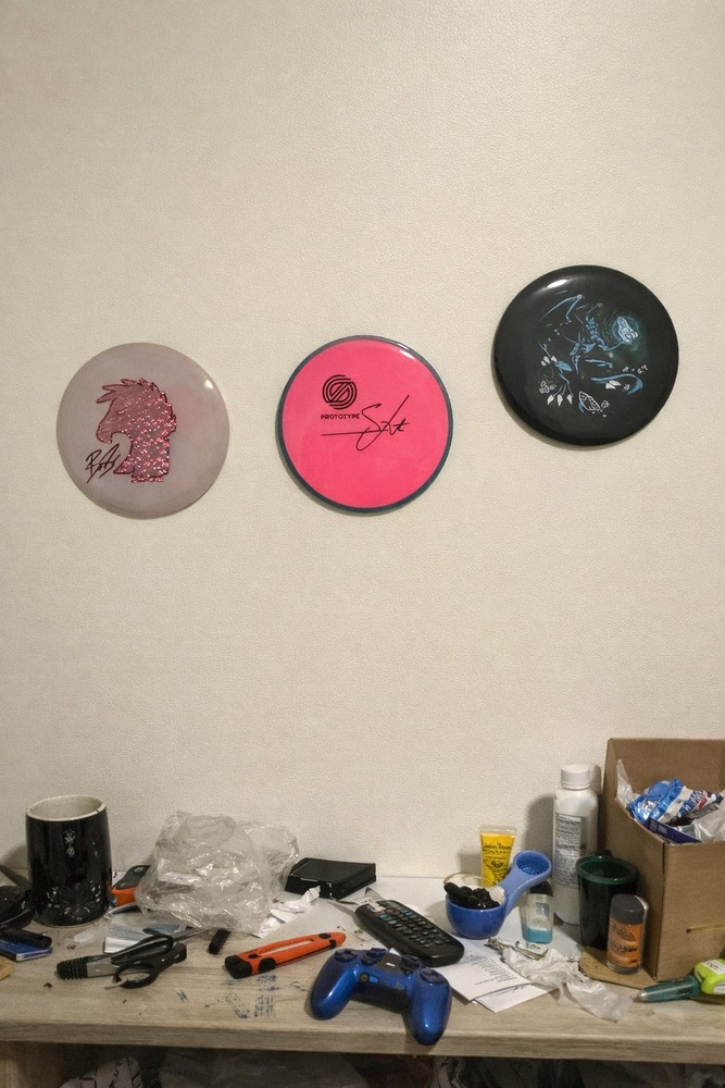 Discplay Disc Golf Disc Display Case Modular Wall Mount Frame for Discs