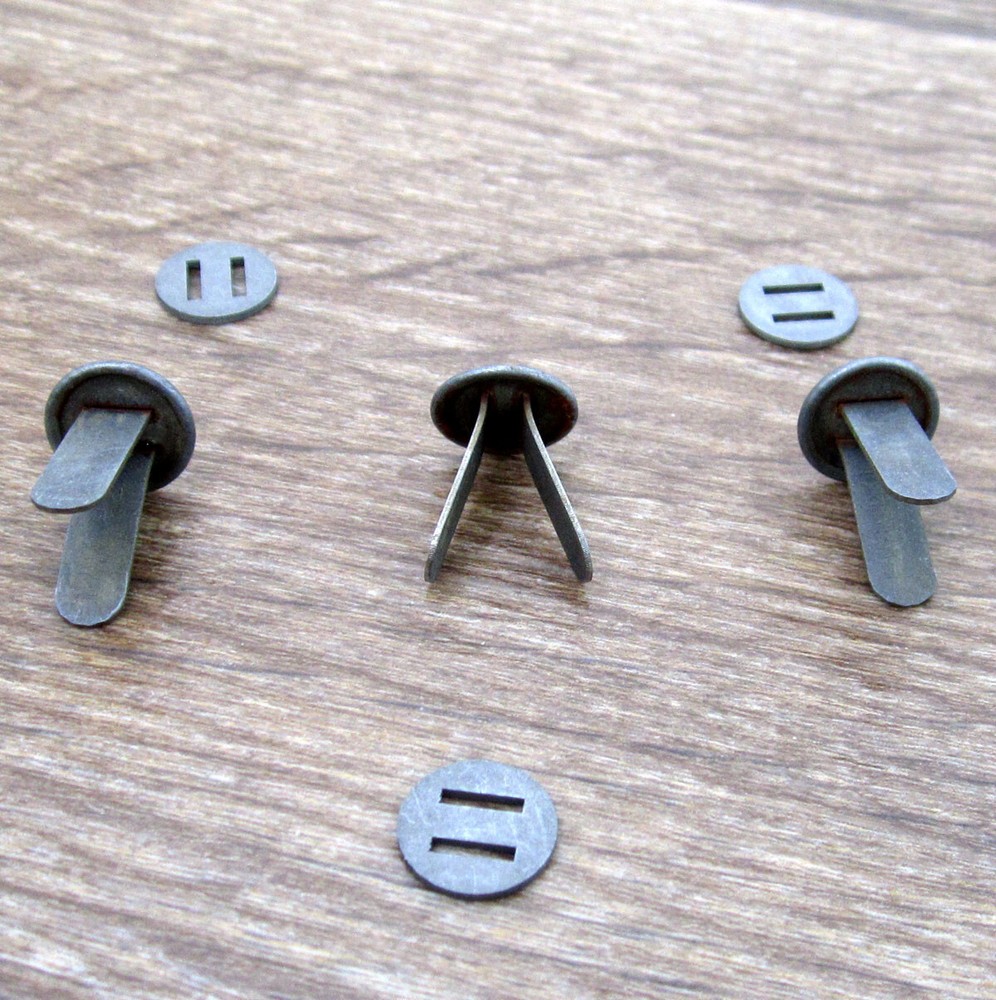 WW2 german helmet split pins. REPLICA FWW42!