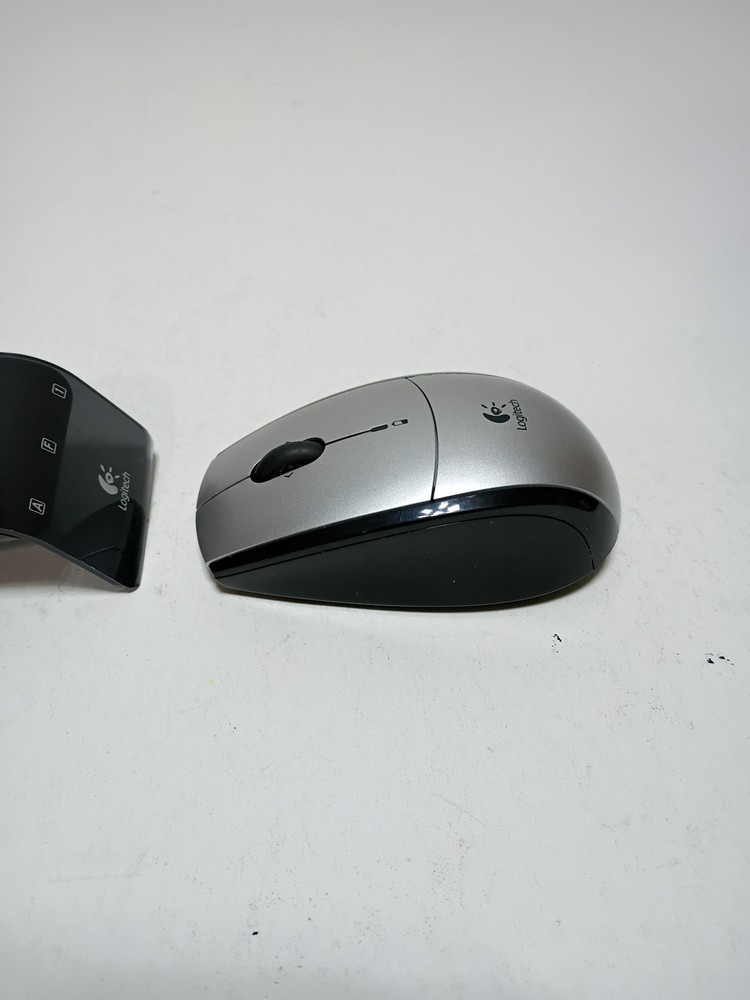 Logitech C-BT44 USB & PS/2 Wireless Mouse & Keyboard Receiver With Mouse
