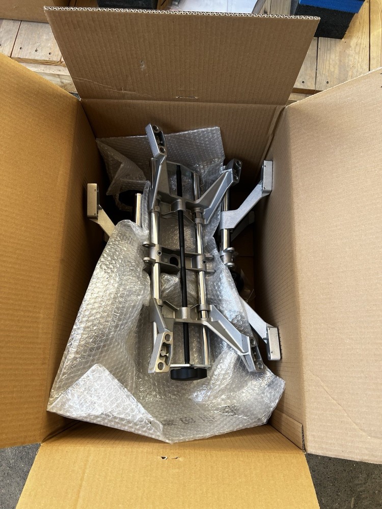 CEMB DWA1000XL Car Wheel Alignment System With Computer, Printer, And Software