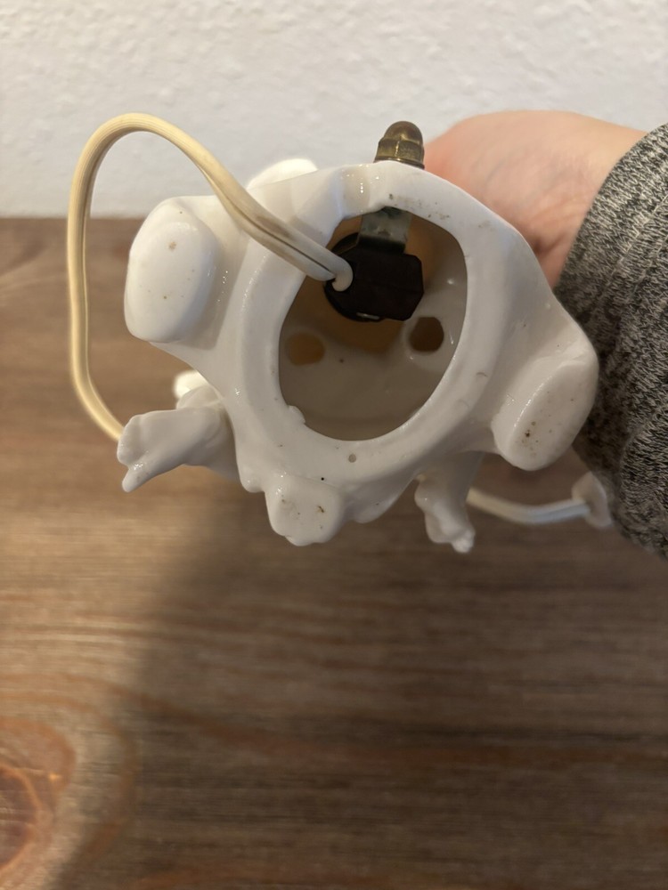 VINTAGE CHERUB NIGHT LIGHT TESTED WORKING NO CRACKS
