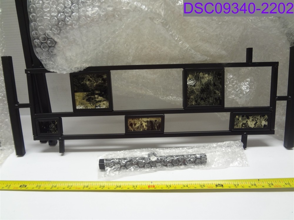 Black Side Table P/N G666 G13001854