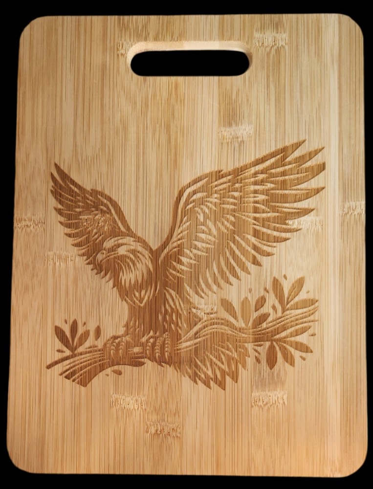 Eagle On Tree Engraving On Bamboo Cutting Board Size 12x9x3/8