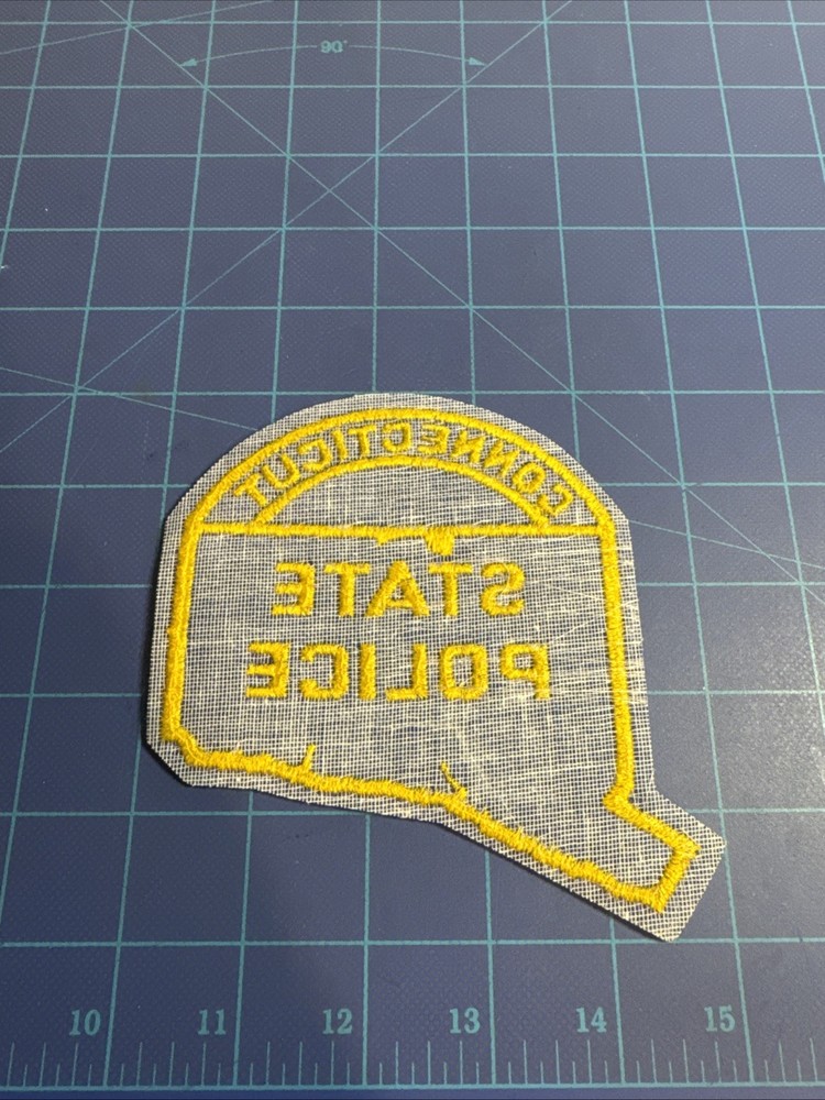 CONNECTICUT STATE POLICE PATCH FELT FRONT , NOS