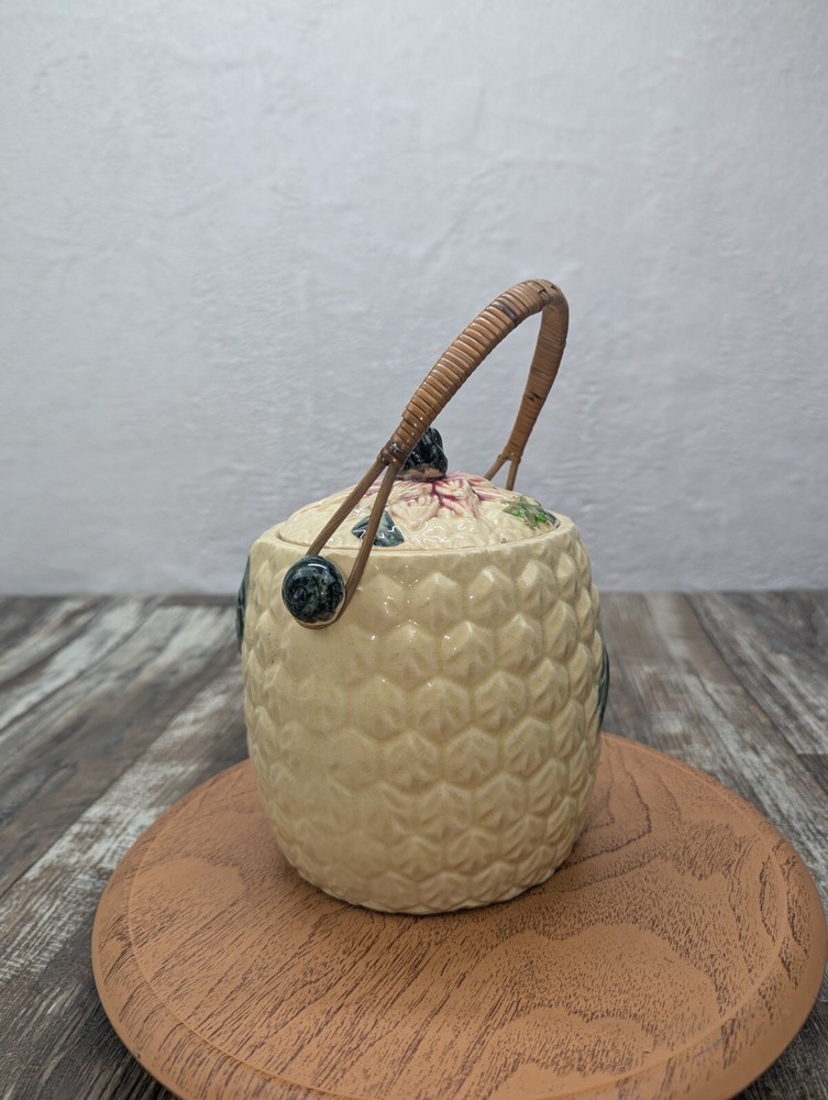 Vintage Ceramic Biscuit Jar Pineapple Pattern Wicker Handle Japanese.Nice 💙💚💛