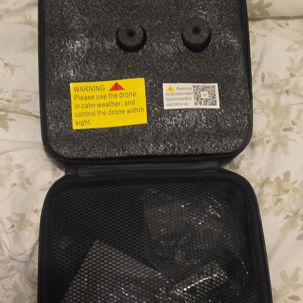 TSRC A5 Foldable RC Quadcopter Drone with Controller & Carrying Case