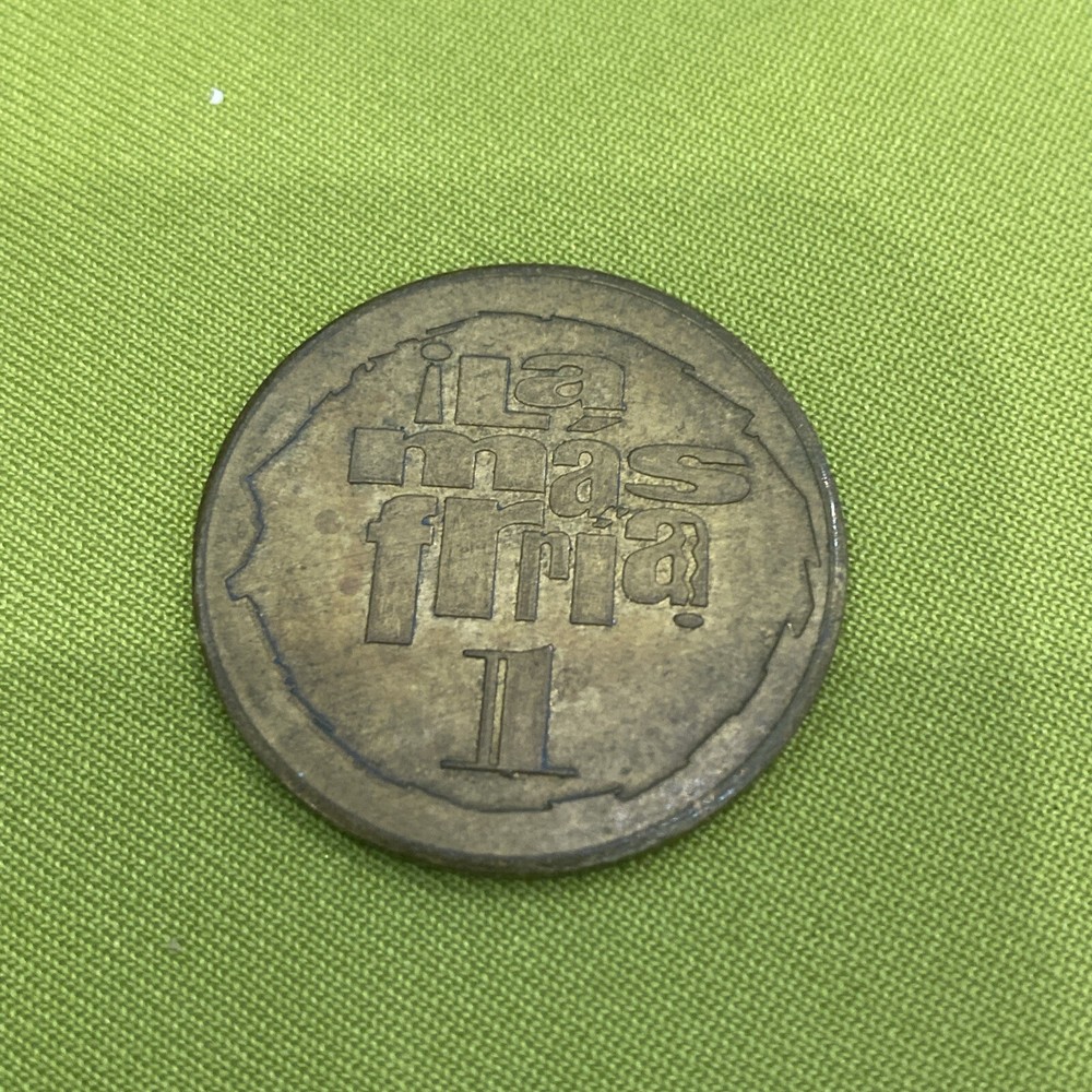 L@@K PUERTO RICO TOKEN MILLER DRAFT “ UNA FRÍA”
