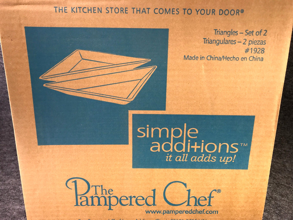 The Pampered Chef Simple Additions Stoneware Triangle Serving Dish Black #1928