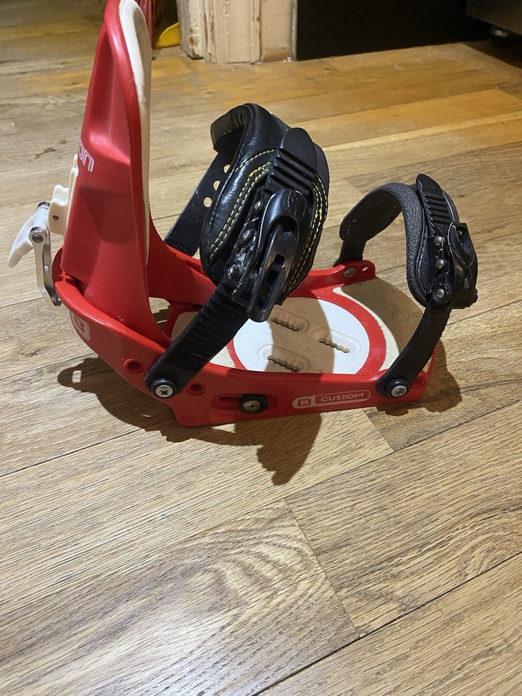 Burton Red And White Custom Snowboard Bindings Size Small
