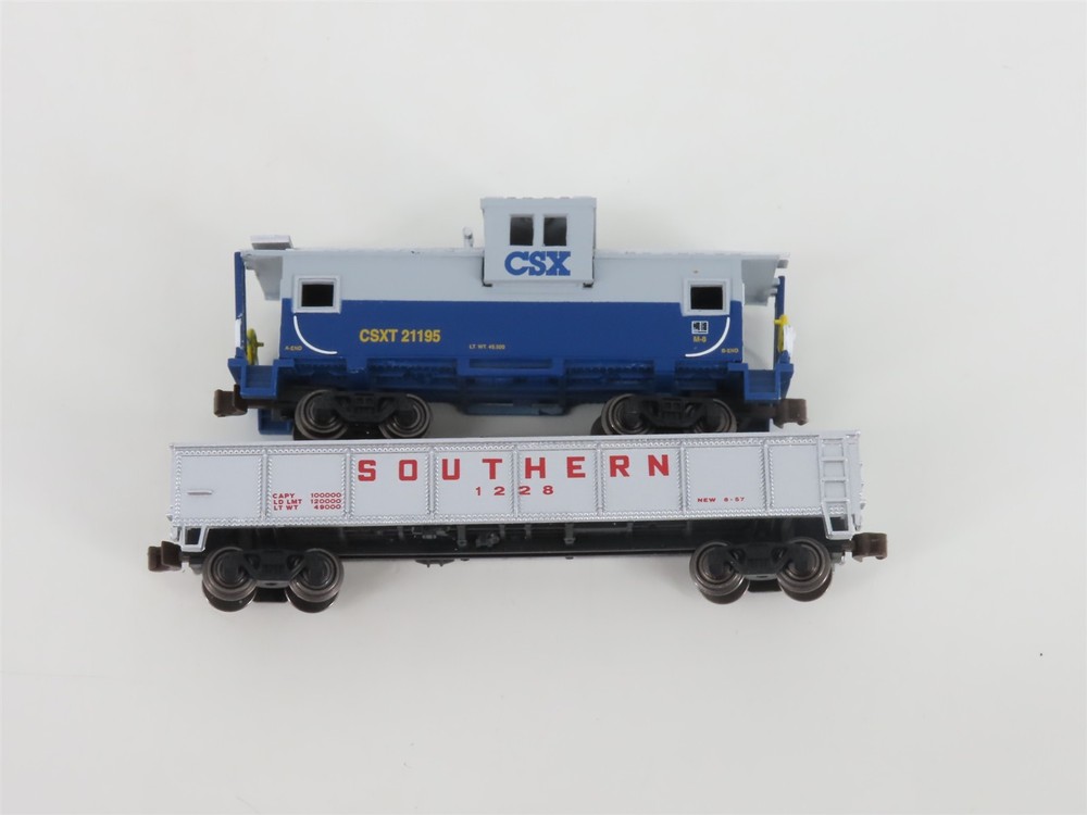 N Scale Bachmann 24022 CSX "Freight Master" GP40 Diesel Freight Train Set