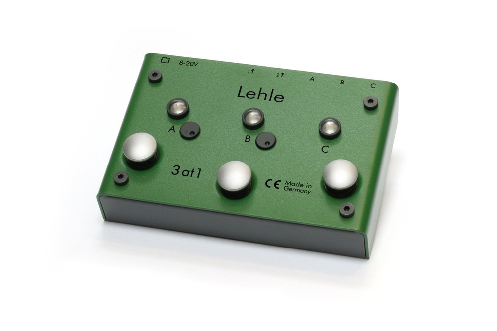 3 at 1 Stereo Instrument Switcher