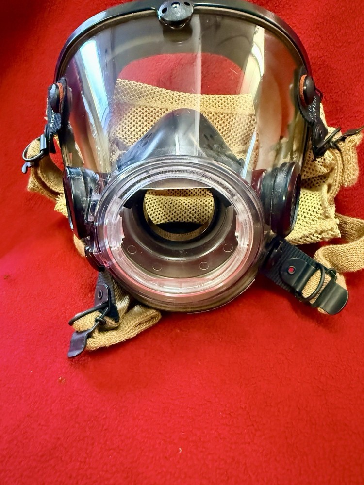 Scott AV-2000 Mask w/ 4 Strap Head Netting - FirefighterSCBA mask- Size - SMALL
