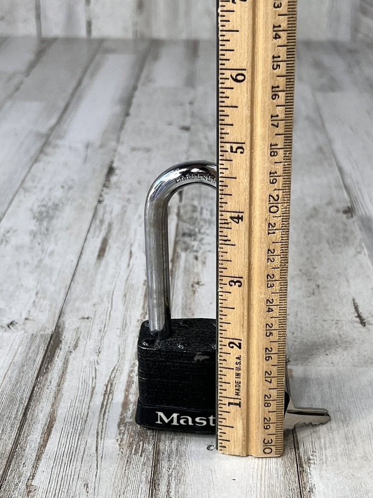 Master Lock - Keyed Padlock - Black - 1 Key