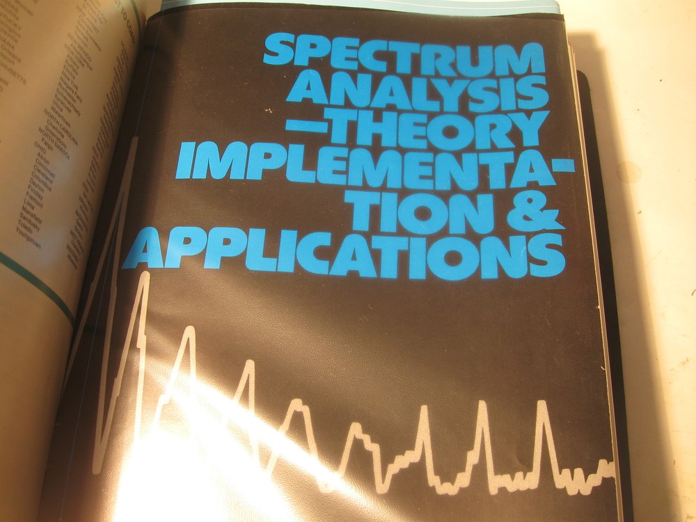 2" Binder Vibration Analysis Literature & Reference, c 1980's.