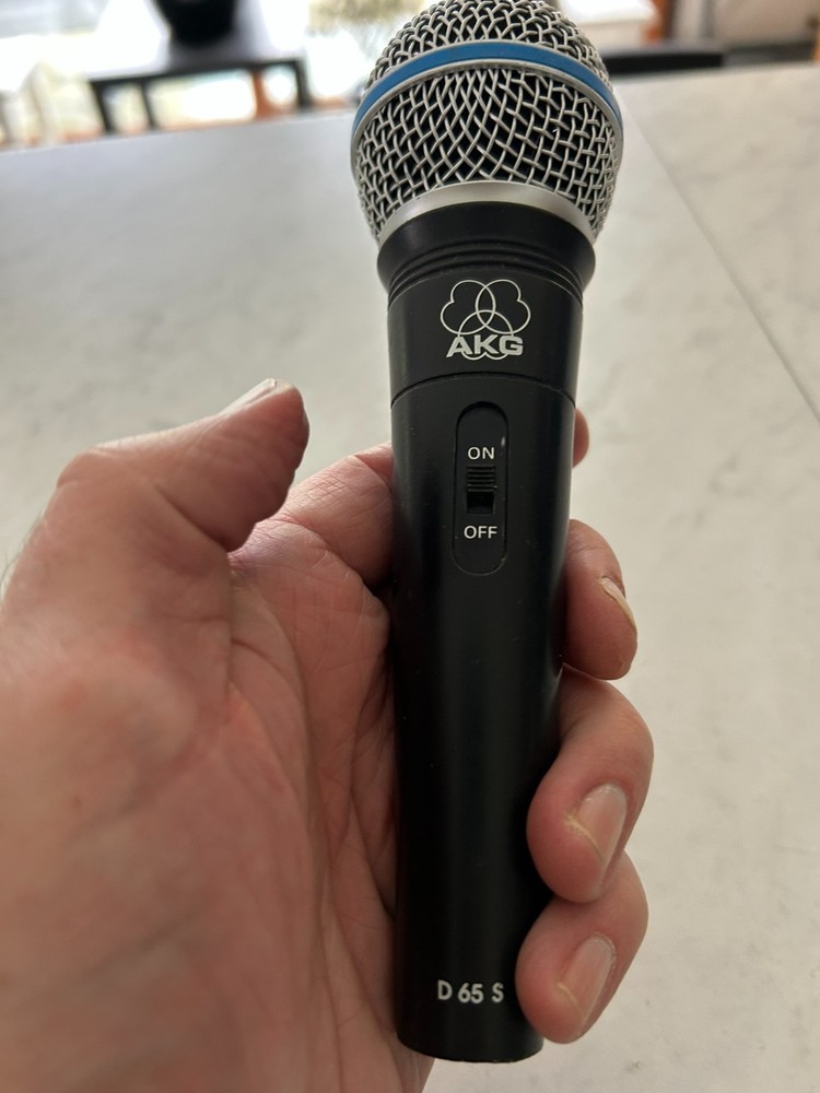 AKG D65S Microphone
