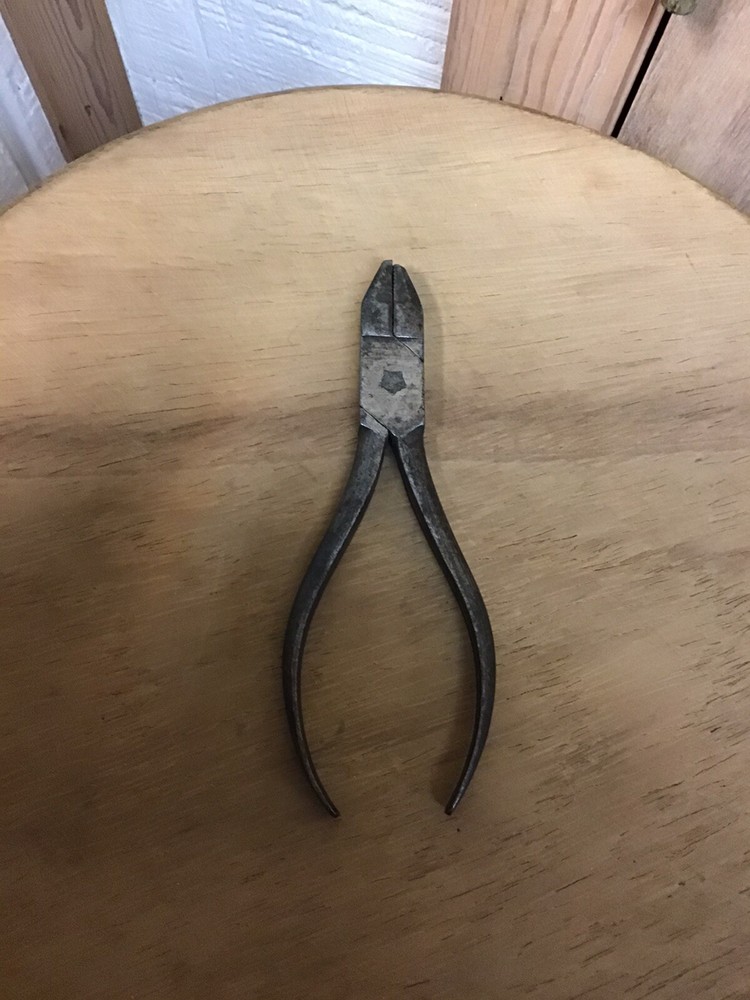 Vintage S & Co. Pliers 5” Snips Linesman Cutters
