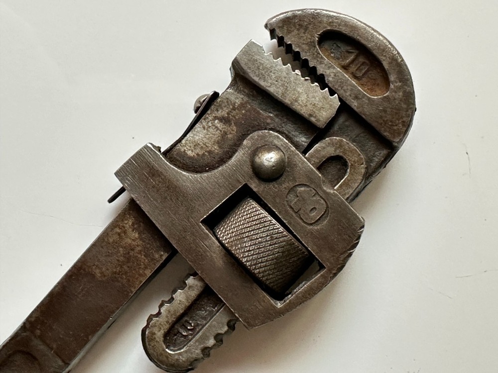 Vintage Unbranded Pipe Wrench