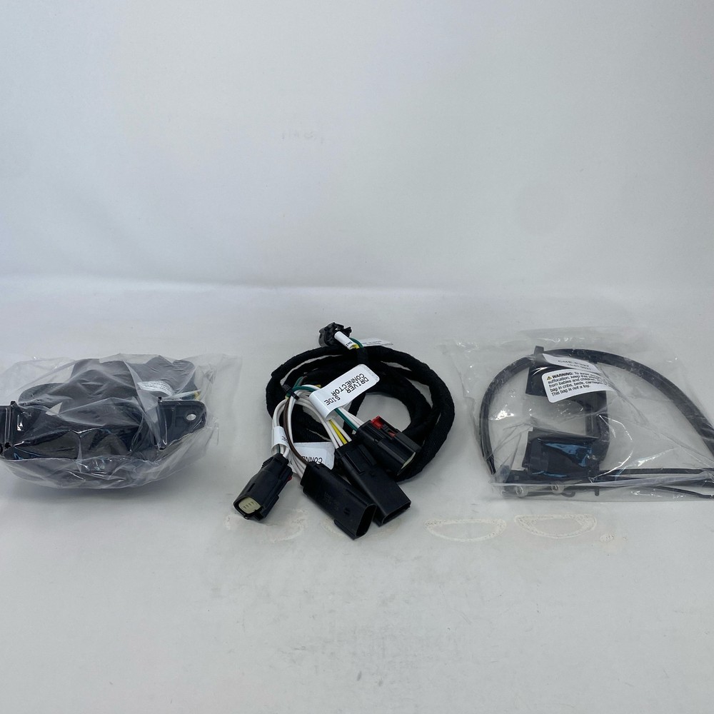 CURT 58266 MultiPro Tailgate Sensor, Black, 2.5in Hitch Cap