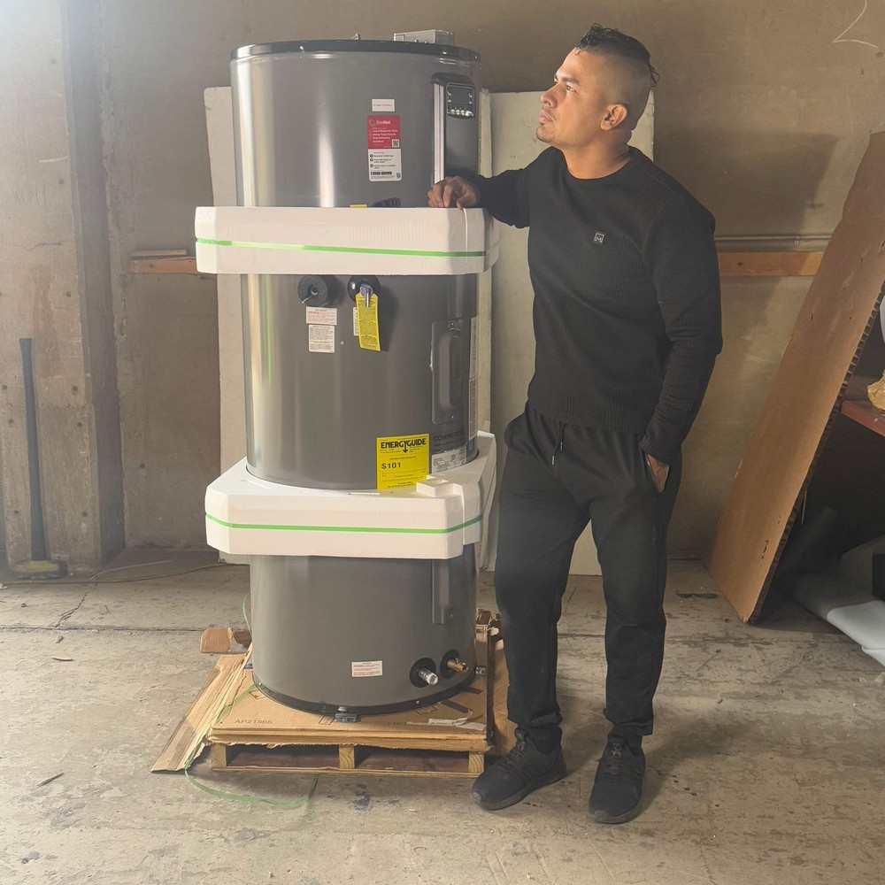 RHEEM Hybrid Electric Water Heater Sz 63” H x 24” D Grey HPLD65-1RH