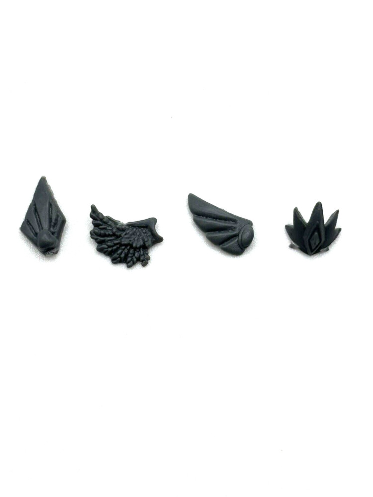 Warhammer High Elf Helm & Armor Bits x4