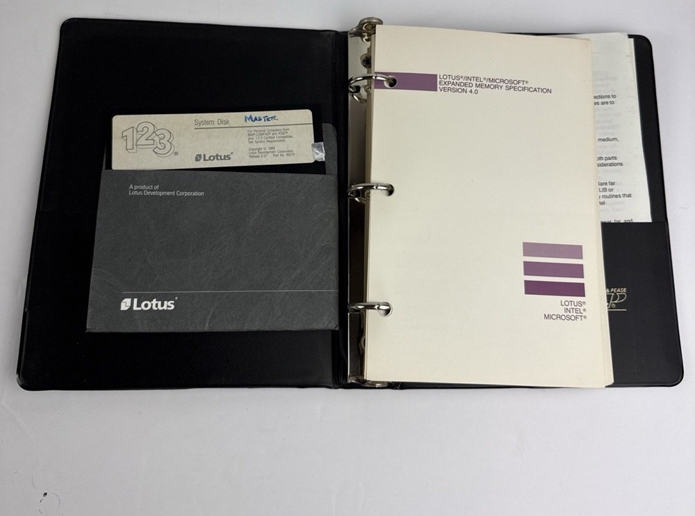 Lotus 1-2-3 Release 2.01 Master System Disk LIM EMS 4.0 Technical Manual Binder
