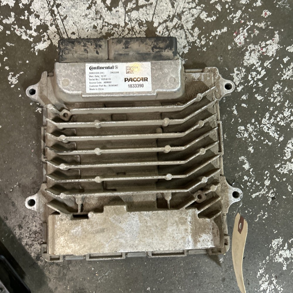 PACCAR Kenworth Electronic DPF Control Module 1833390 MX13 untested