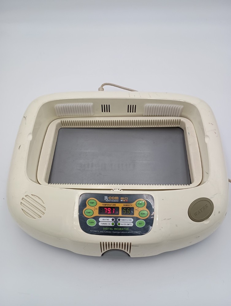 R Com 20 Digital Incubator As Is