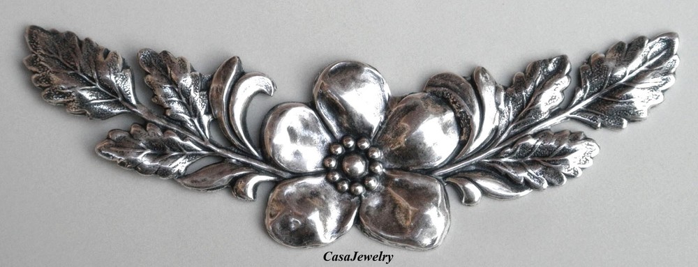 #5003 LARGE ANTIQUED STERLING SILVER PLATED DOGWOOD COMPONENT - 1 PC