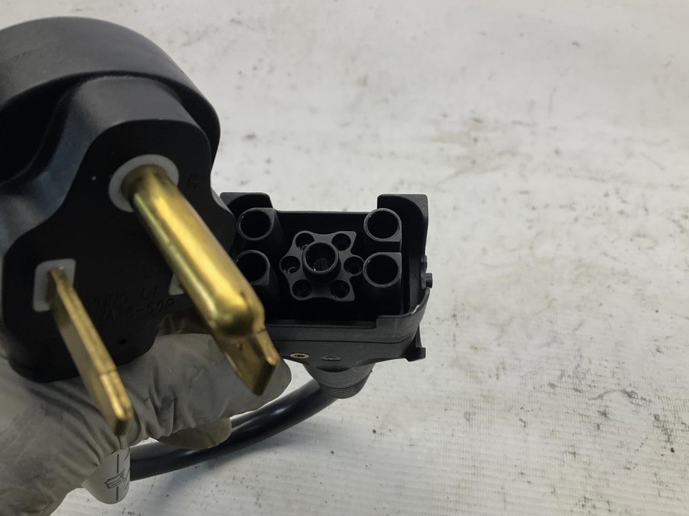 18-24 Porsche Cayenne Charging Cable For Main Socket T