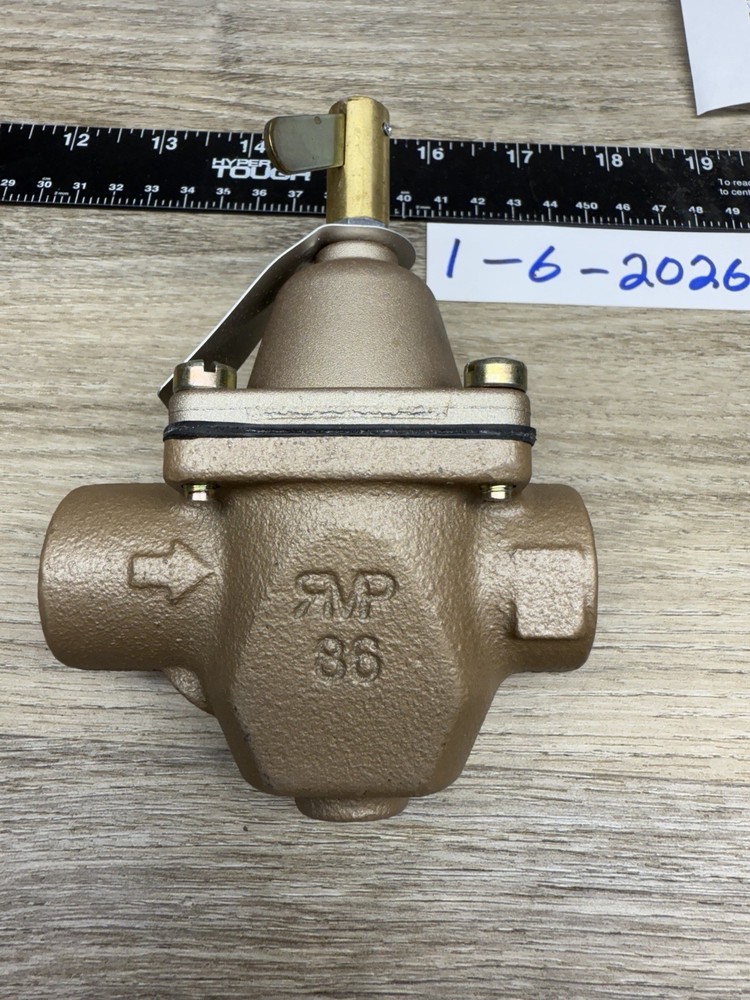 NEW IN BOX WATTS 1156F 1/2" Threaded Iron Pressure Regulator 0386425