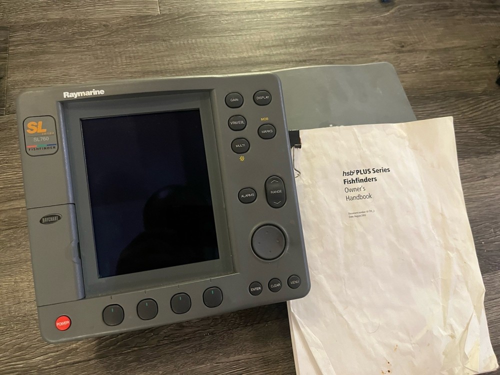Raymarine SL760 Chartplotter & Fish Finder - L760RCPH
