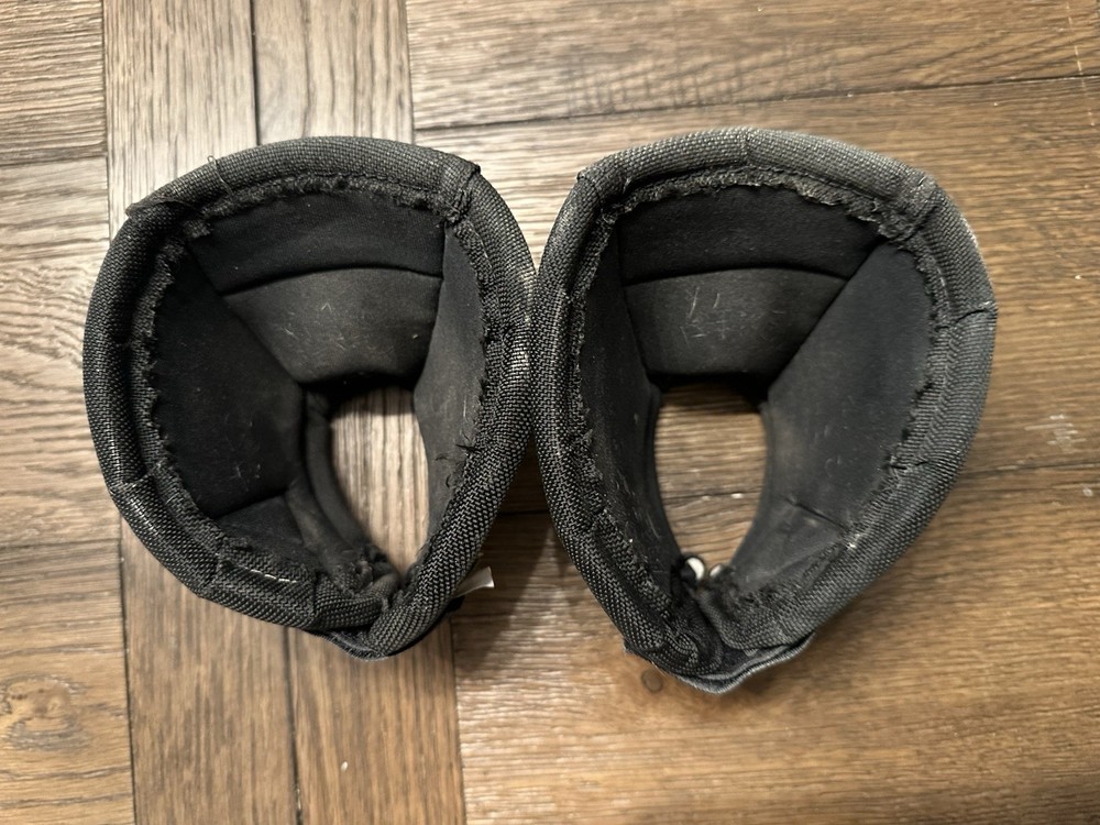 Horse Tack - Medium Black Smart Pak Bell Boots