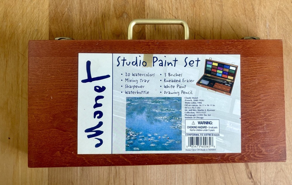 Portable Monet Studio Art Set! Basically Brand New!